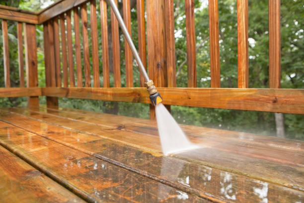 Best Sidewalk Pressure Washing  in Millersburg, OH